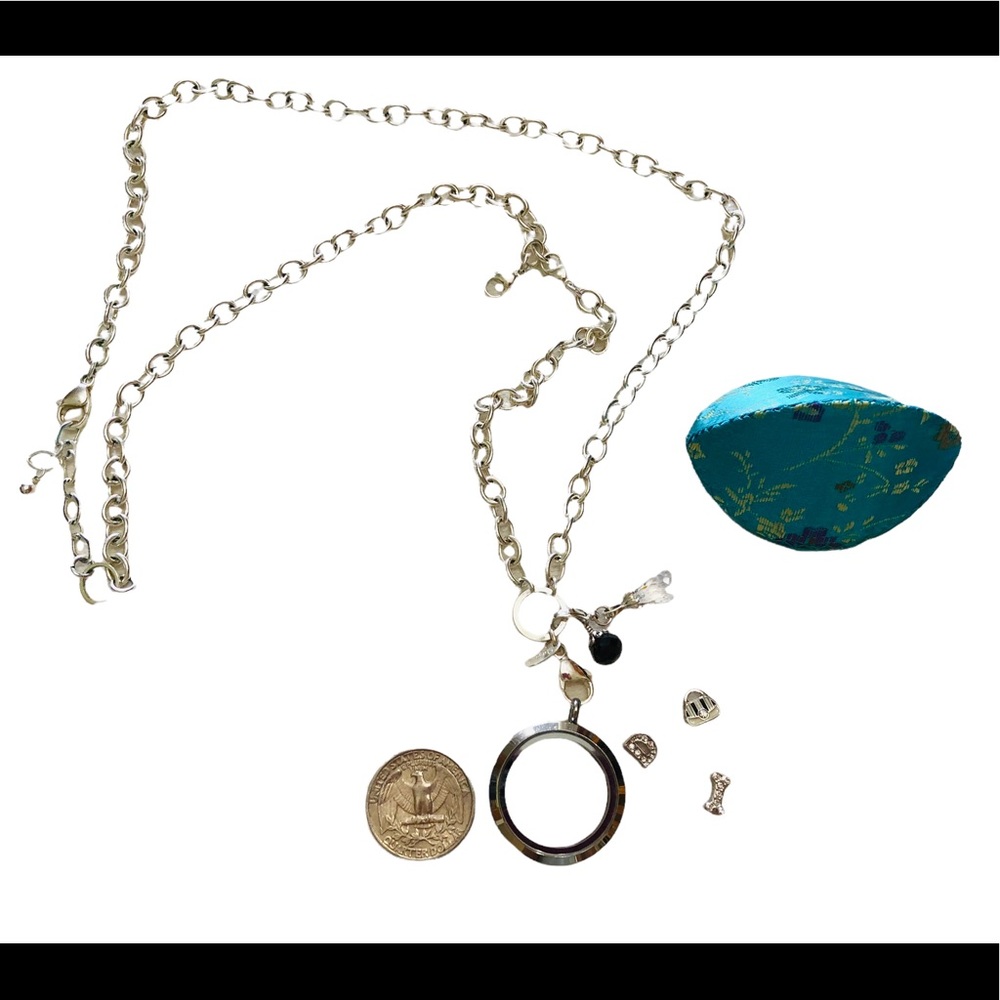 Origami Owl Necklace Set